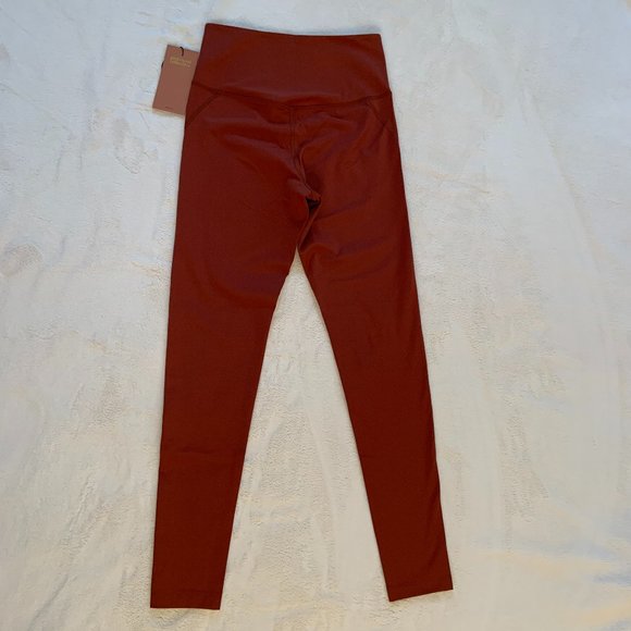 Girlfriend Collective Compressive High-Rise Leggings 28" in Sedona Rust Size M - Picture 8 of 11